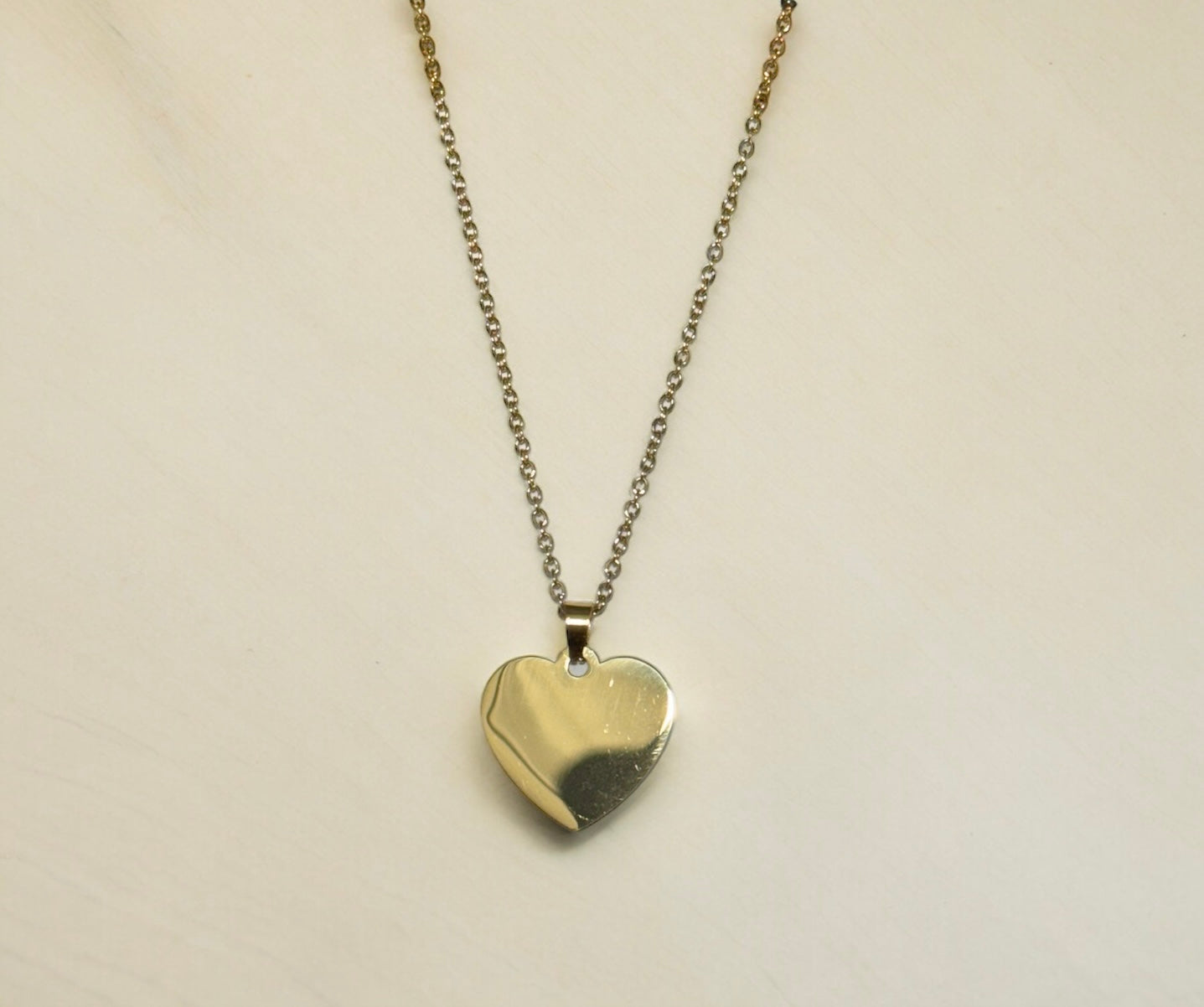 Collar con corazón
