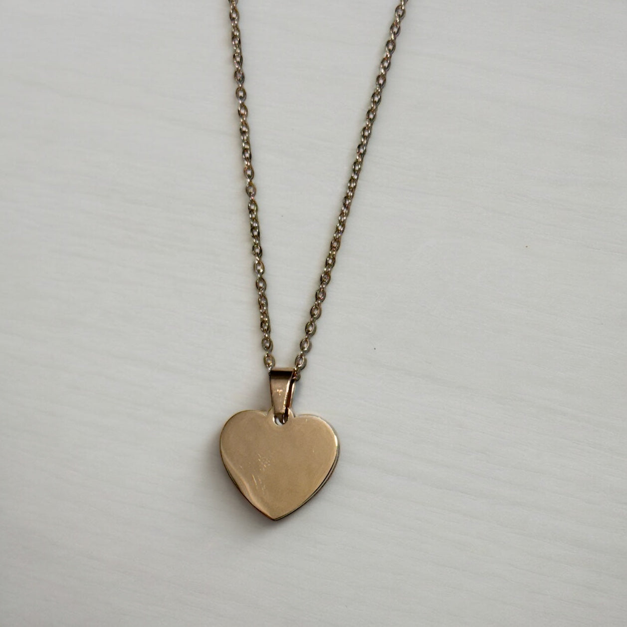 Collar con corazón