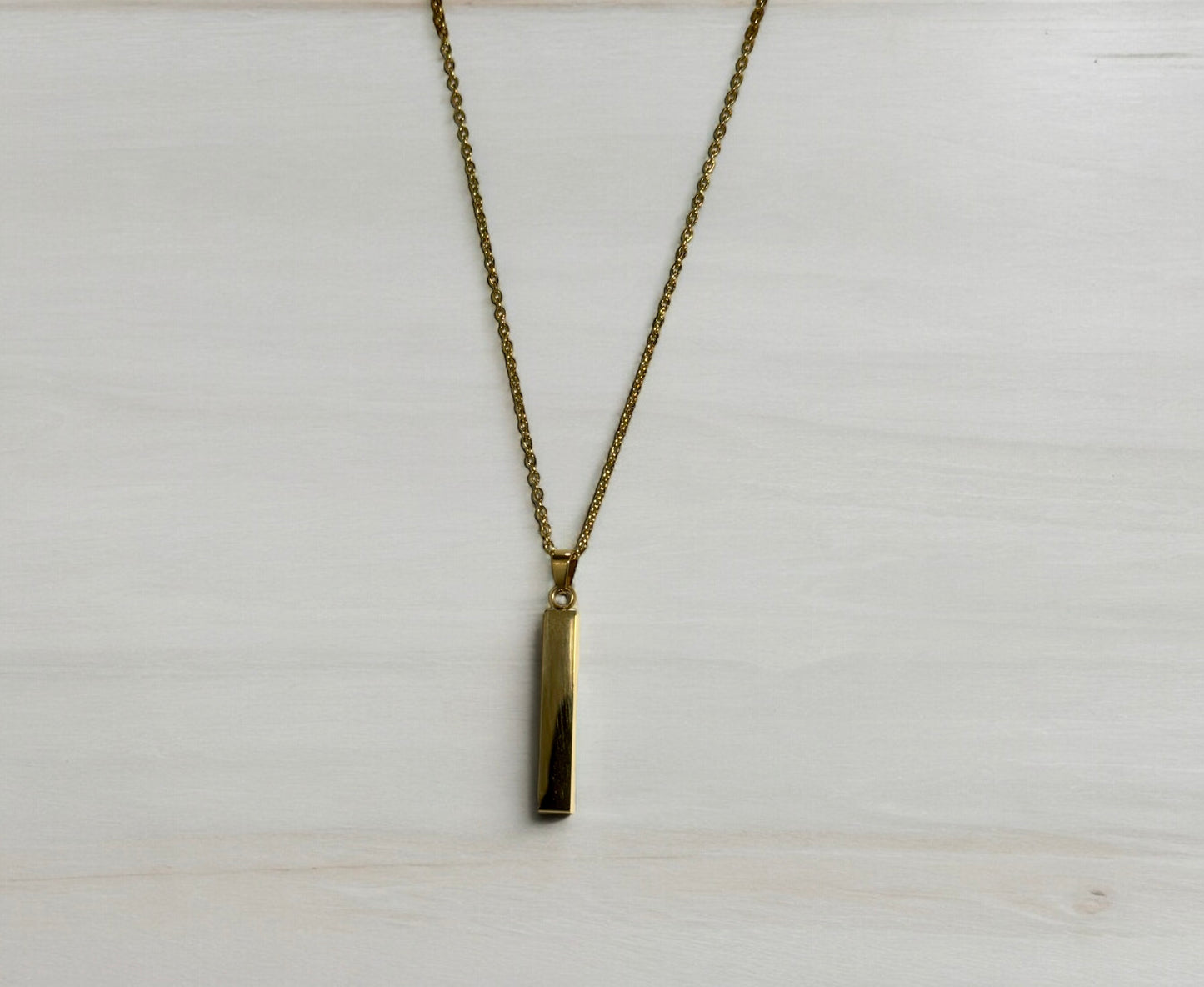 Collar minimalista