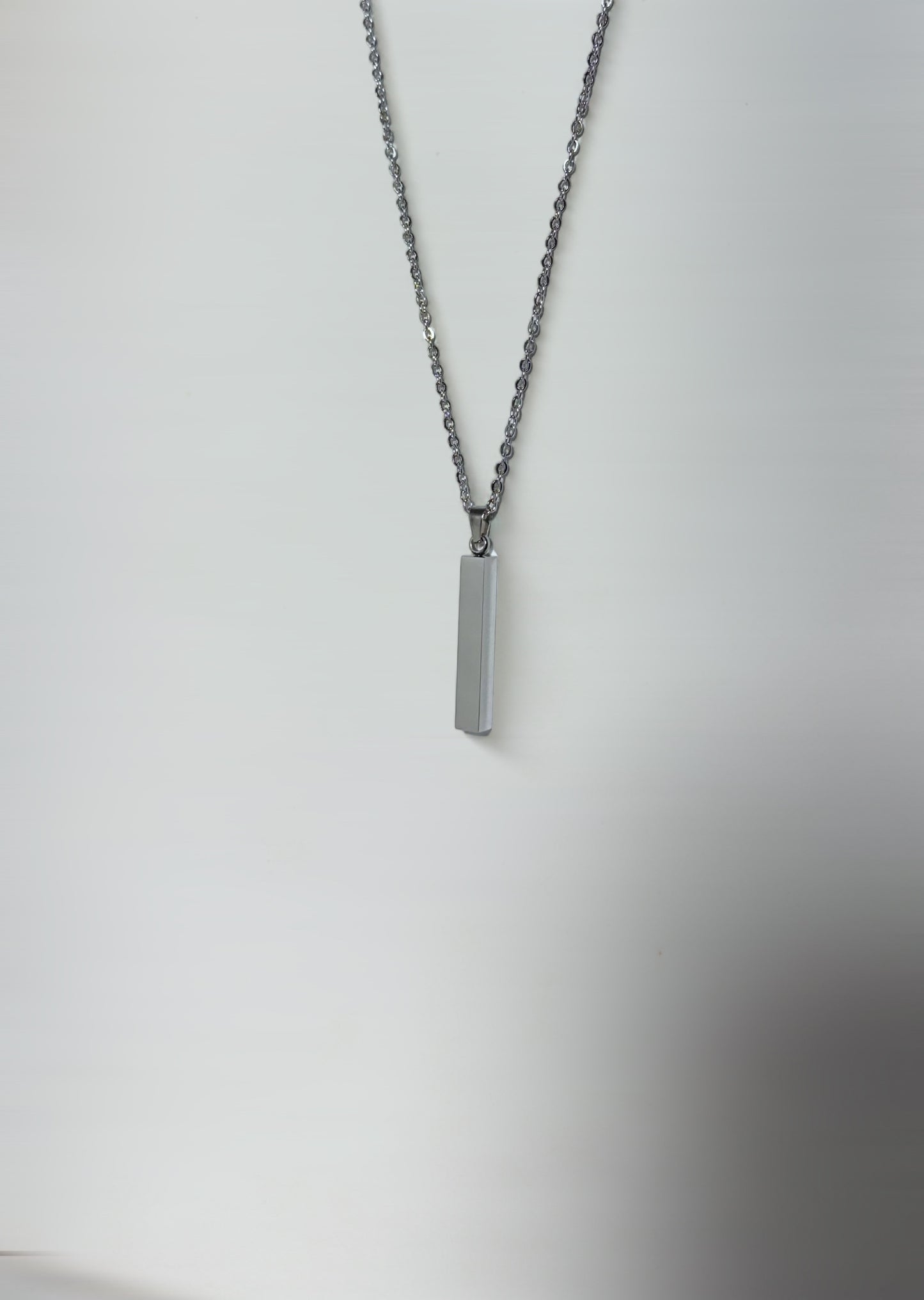 Collar minimalista