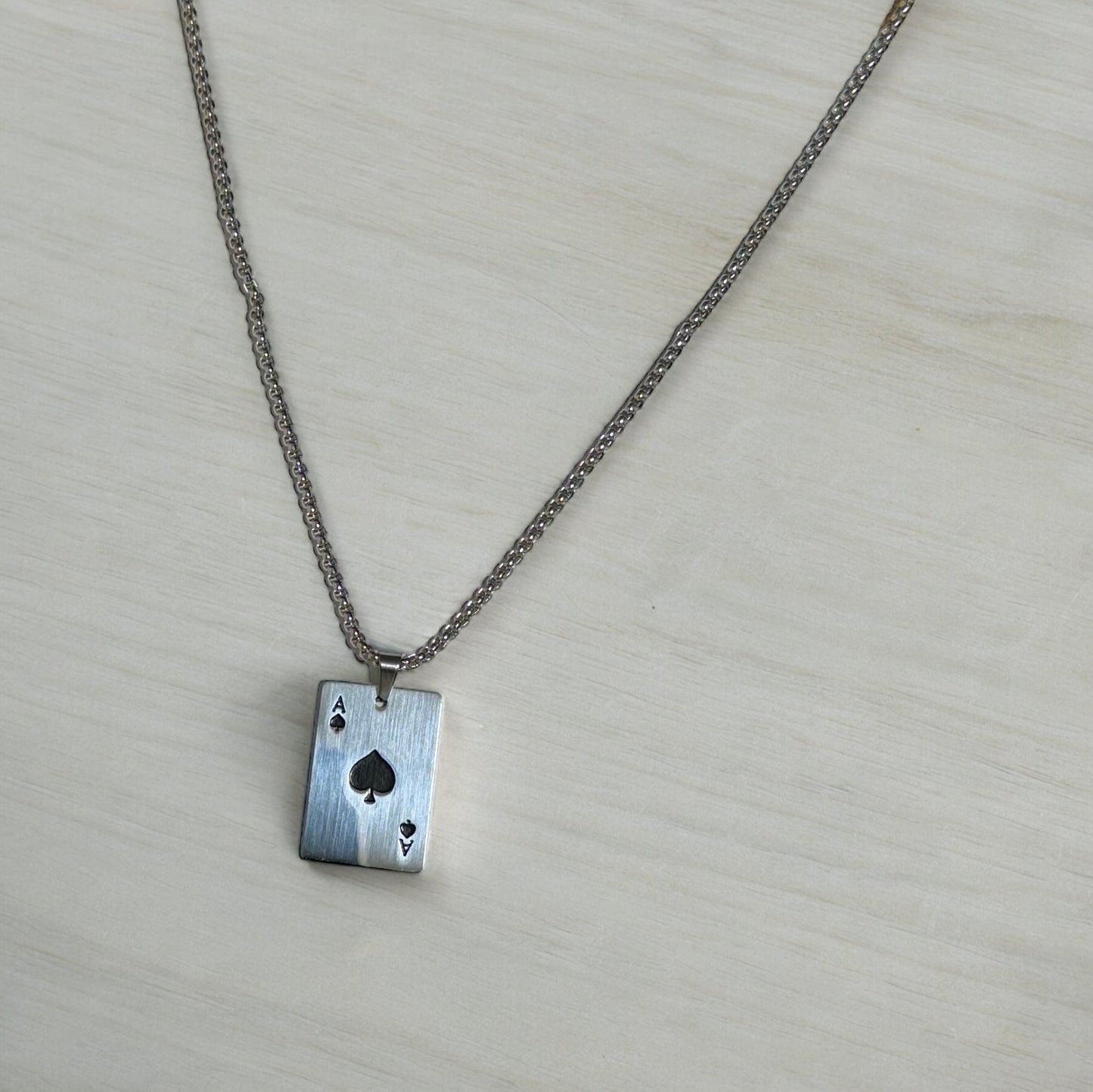 Collar carta As
